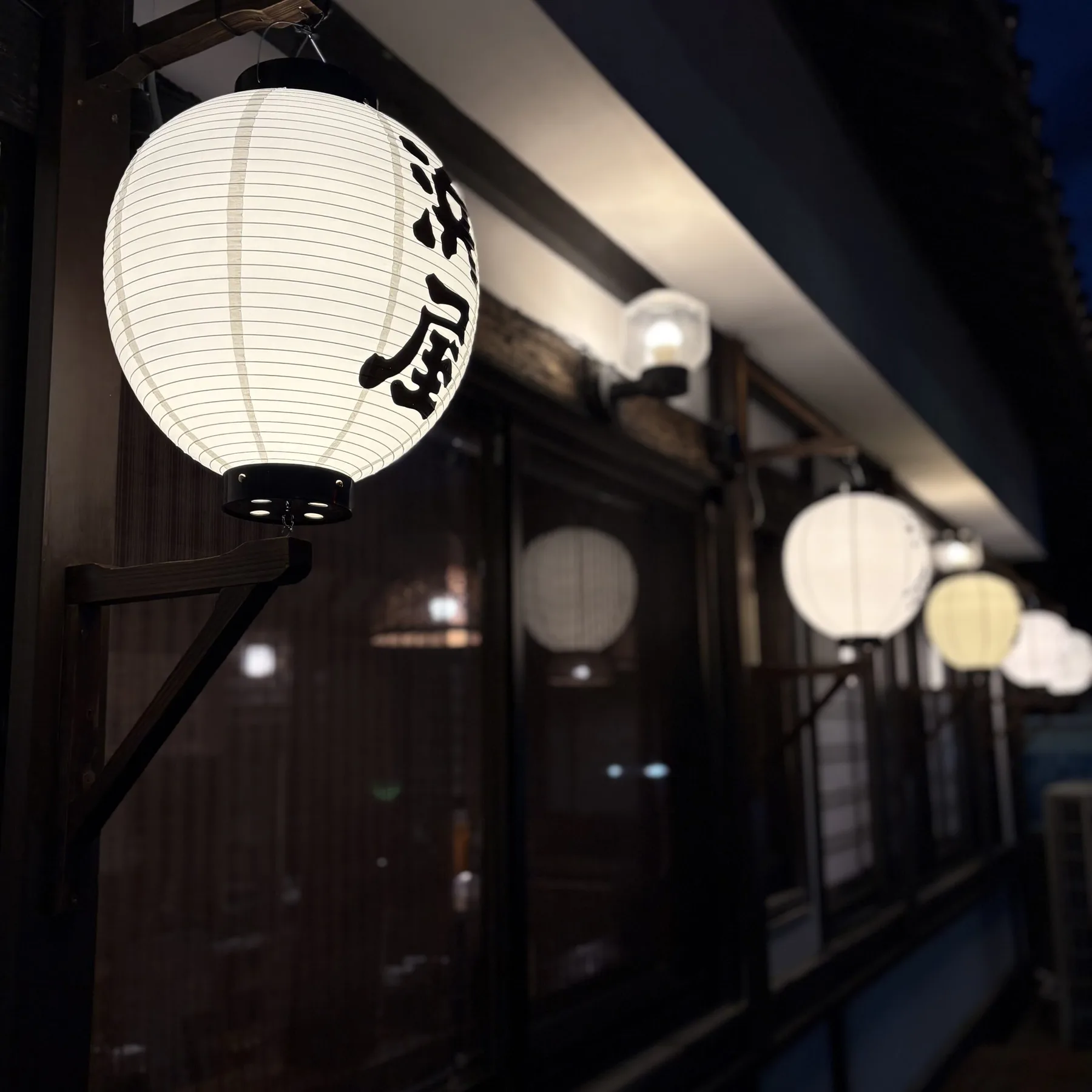 店先の提灯
