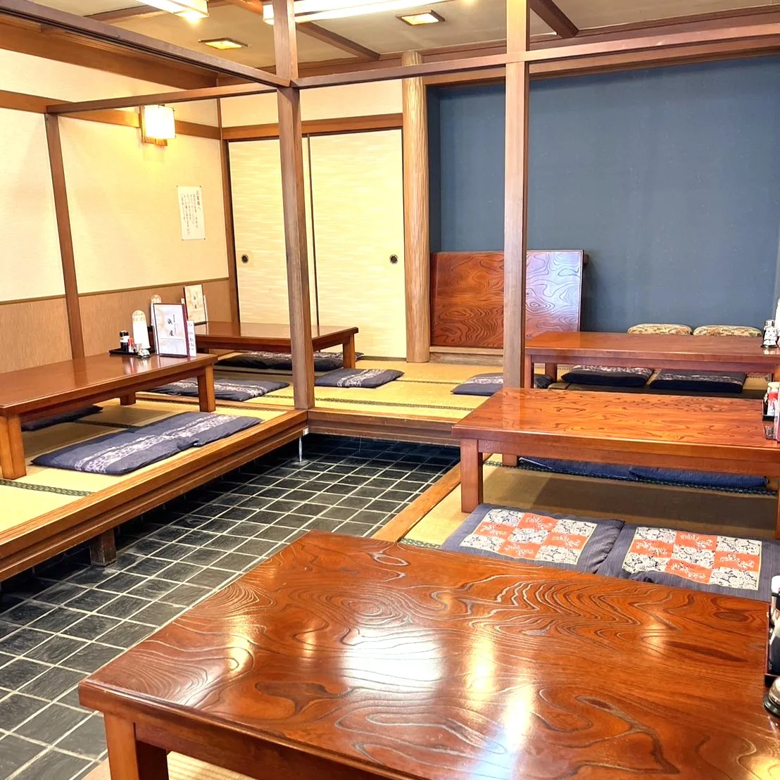 広々とした座敷席